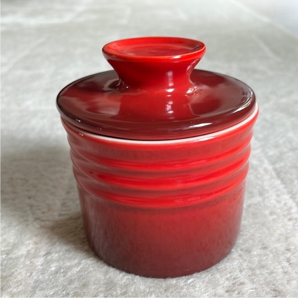 Le Creuset Butter Bell Crock - Picture 5 of 12